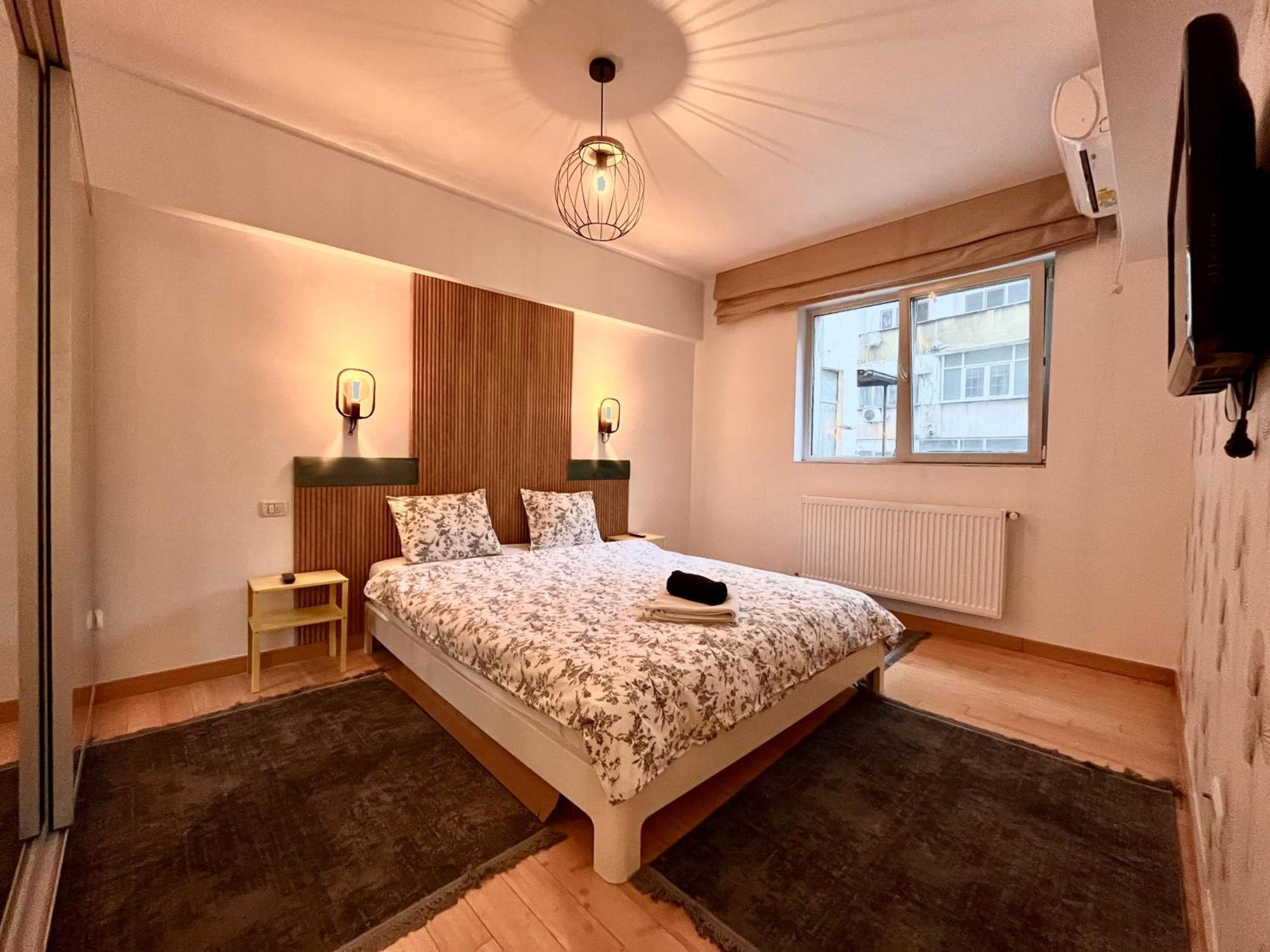 Cozy Apartment With Balcony 布加勒斯特 外观 照片